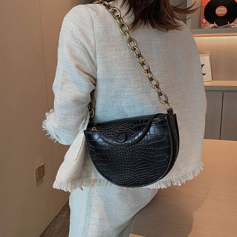 Alligator Pu Thread Saddle Crossbody Tasker