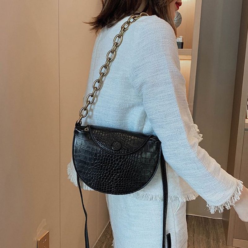 Alligator Pu Thread Saddle Crossbody Tasker