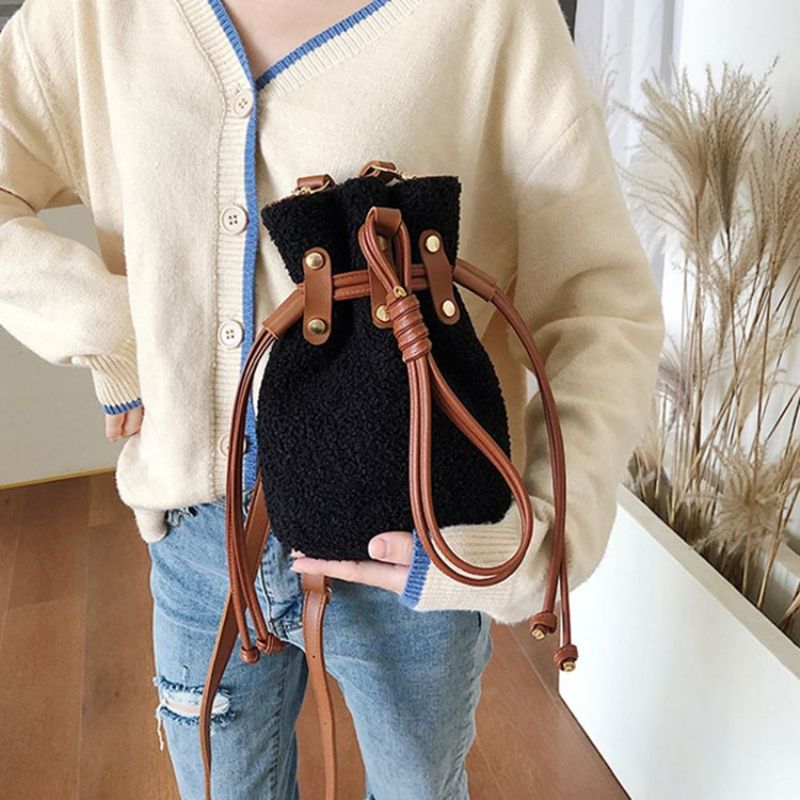 Almindelige Tøndeformede Crossbody-Tasker