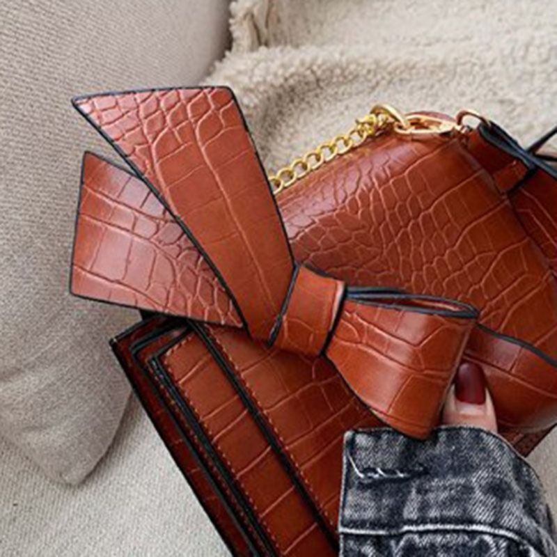 Embossing Alligator Pu Square Crossbody-Tasker