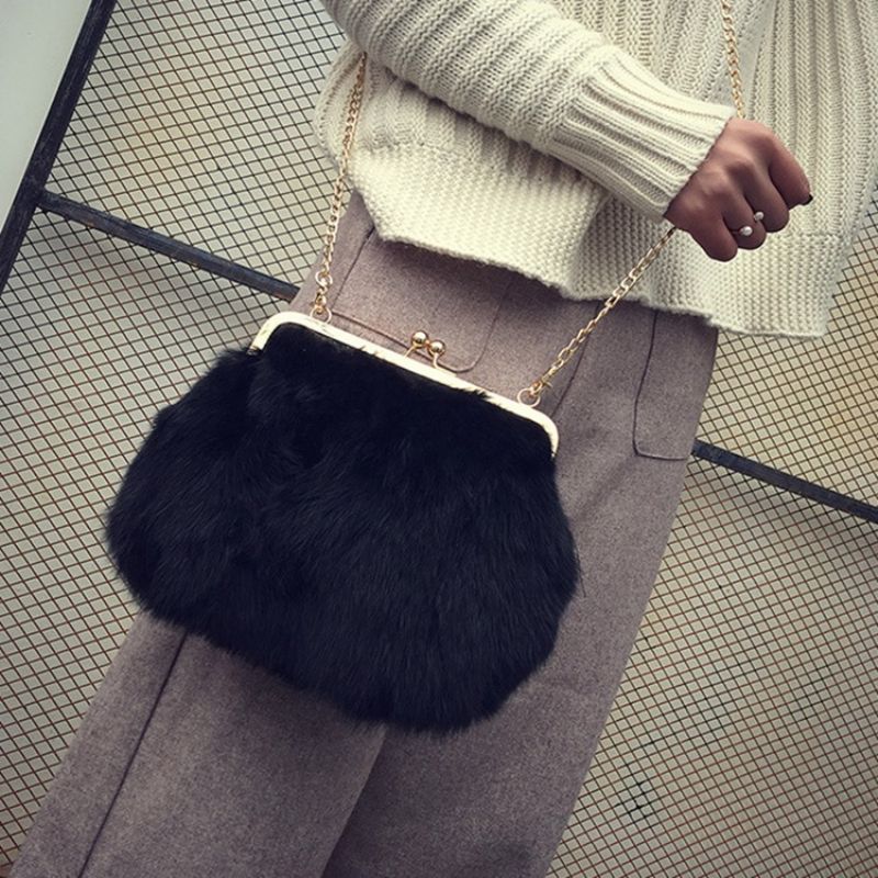 Fux Fur Plain Chain Rektangle Crossbody Tasker