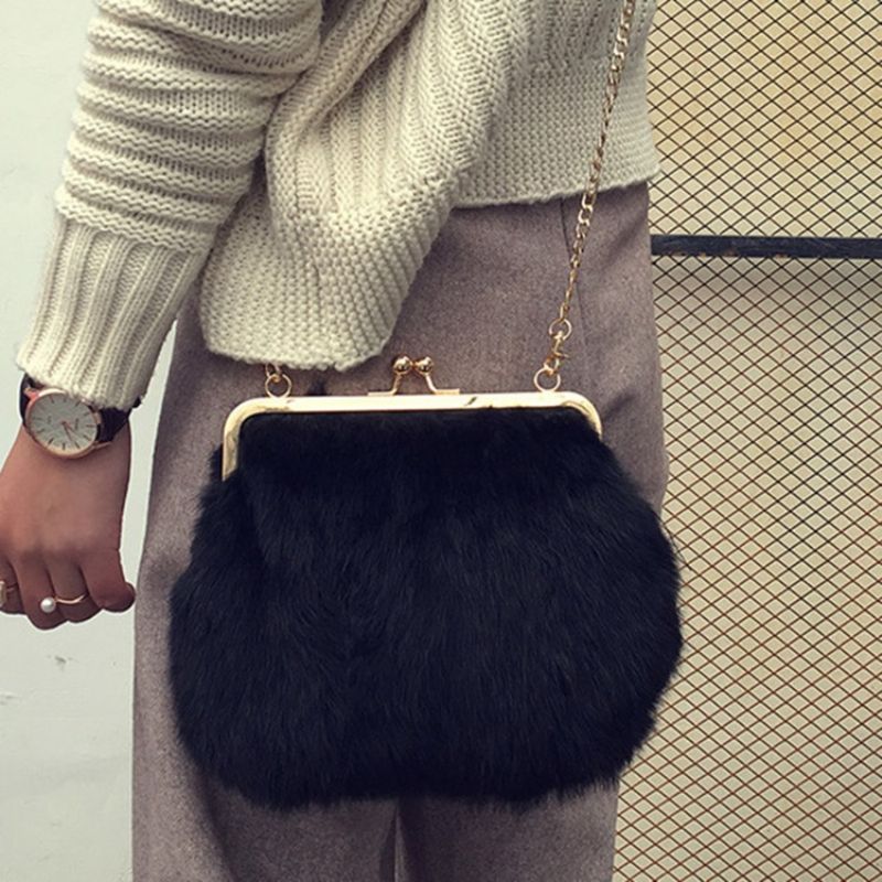 Fux Fur Plain Chain Rektangle Crossbody Tasker