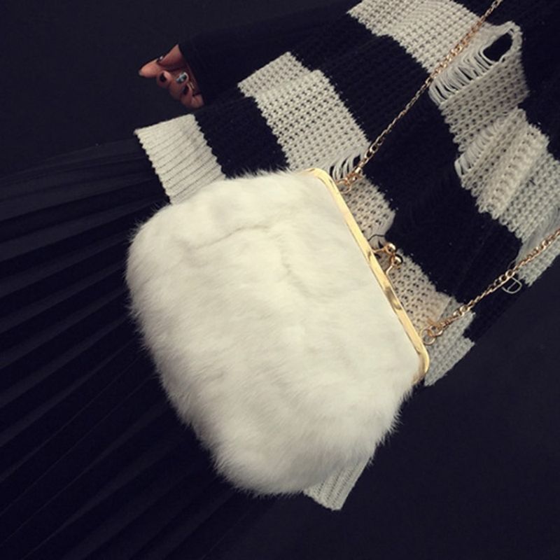 Fux Fur Plain Chain Rektangle Crossbody Tasker