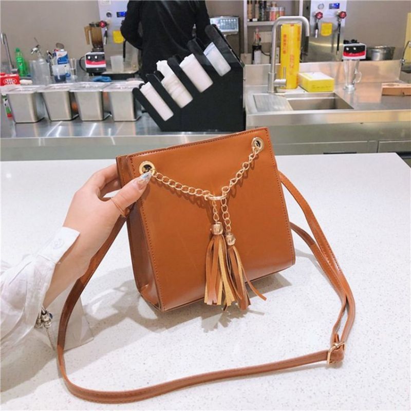 Pu Tassel Plain Square Crossbody Taske