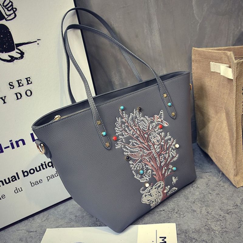 Totebag Med Blomsterbroderi I Koreansk Stil