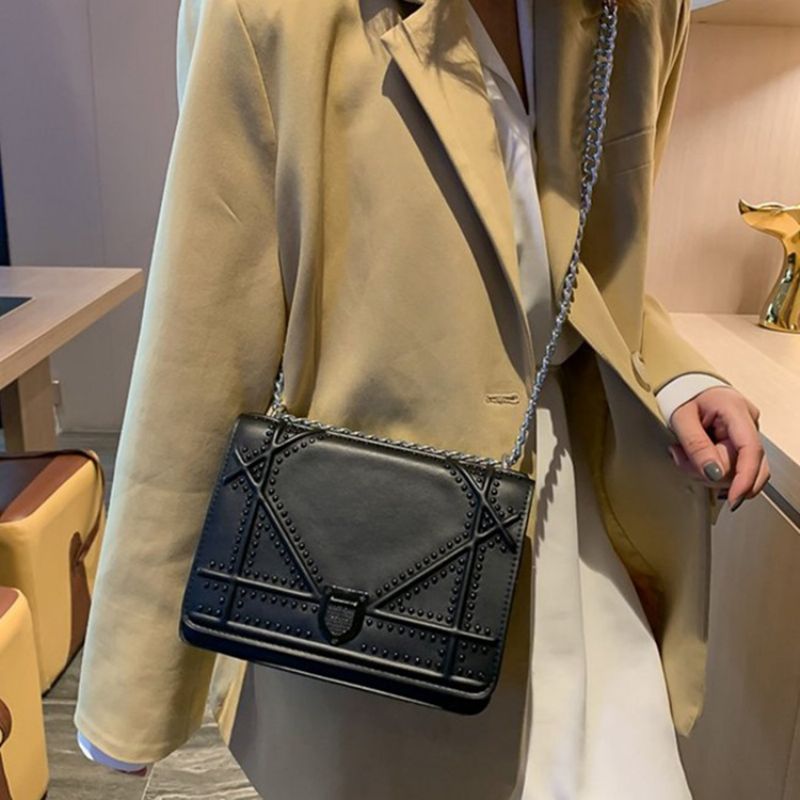 Tråd Pu Geometric Flap Crossbody-Tasker