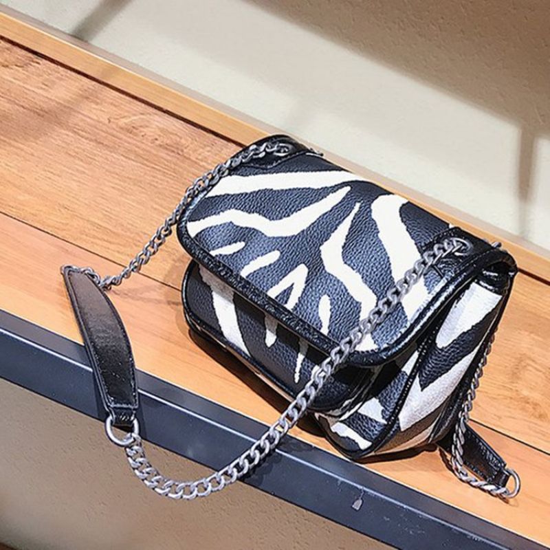 Zebra Stripe Crossbody Taske