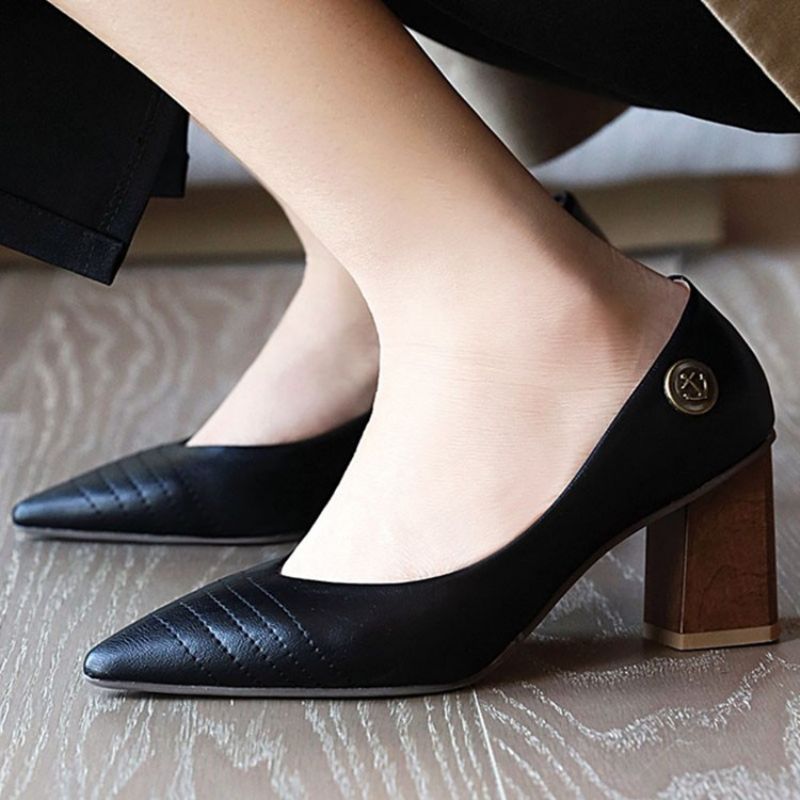 Tråd Chunky Heel Pointed Toe Pumps