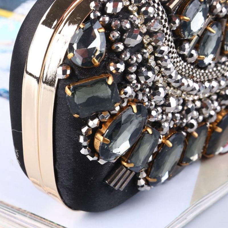 Flap Banket Rhinestone Clutches & Aftentasker