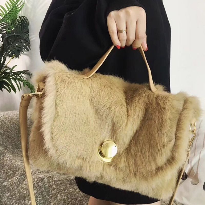 Faux Fur Lock Ensfarvet Rektanglet Mulepose