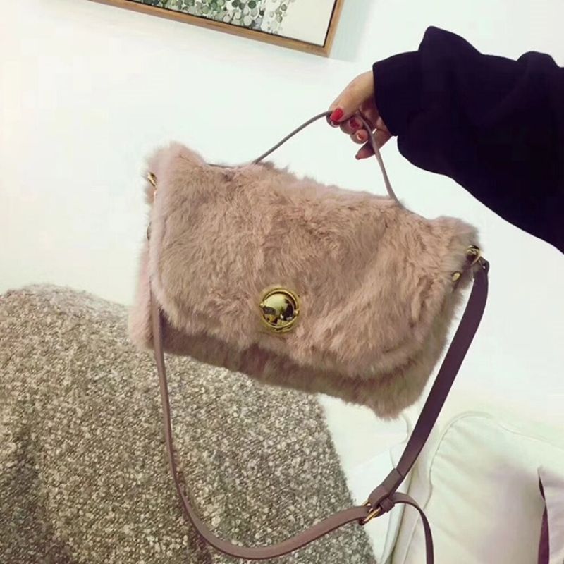 Faux Fur Lock Ensfarvet Rektanglet Mulepose