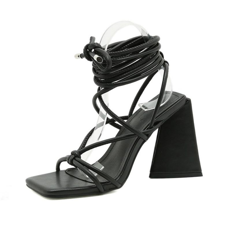 Snøre-Up Chunky Heel Square Toe Cross Strap Damesandaler