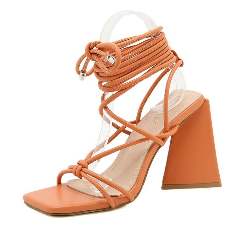 Snøre-Up Chunky Heel Square Toe Cross Strap Damesandaler