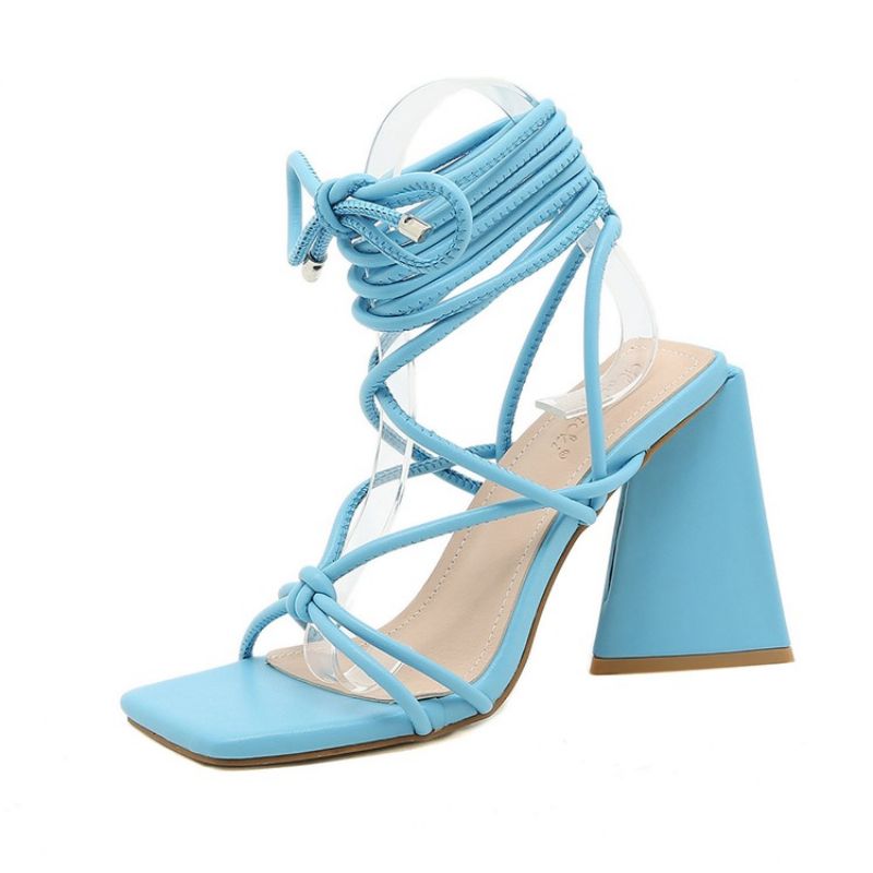 Snøre-Up Chunky Heel Square Toe Cross Strap Damesandaler